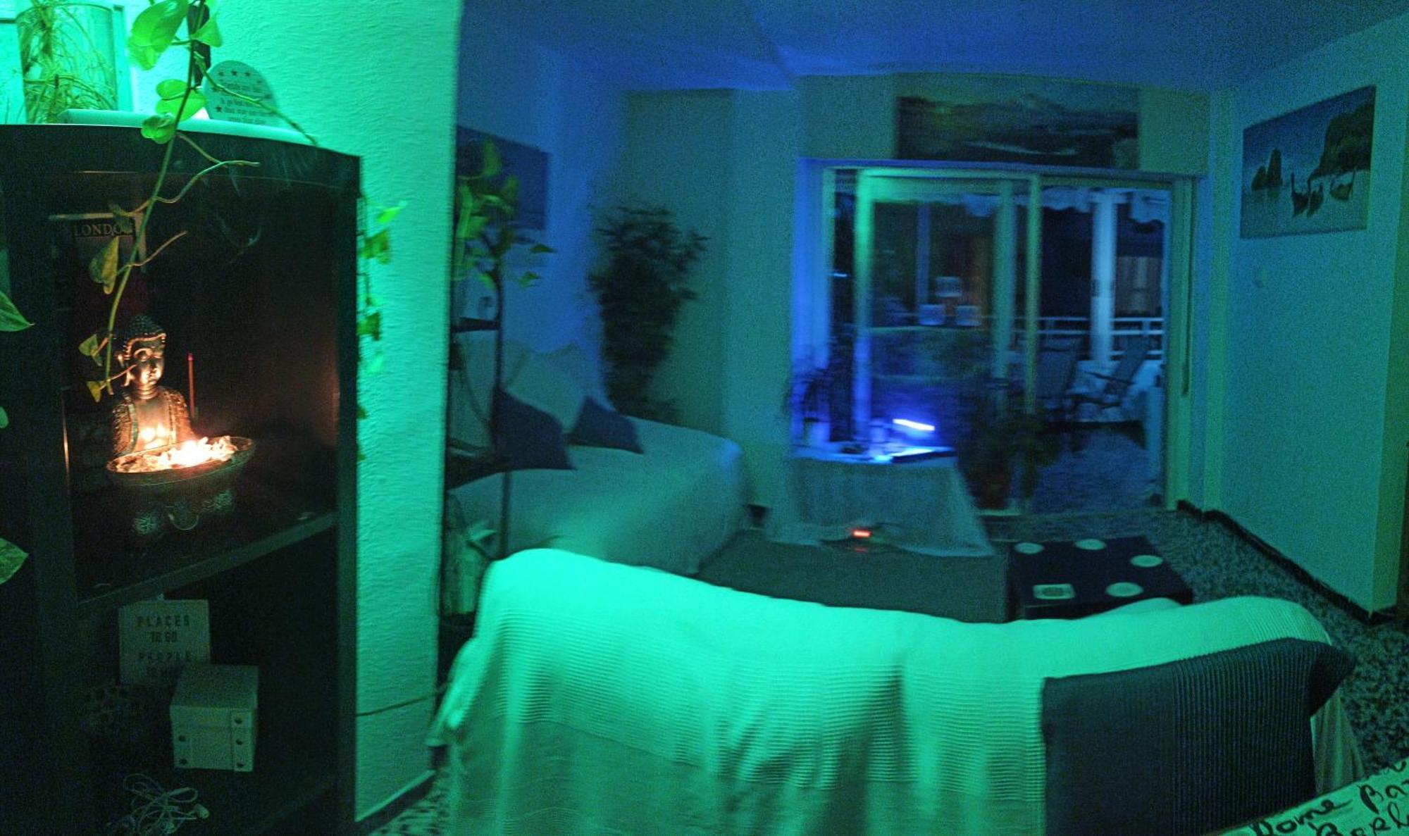 Blue Double Private Room At Front Beach - Habitacion Doble En La Playa บาเลนเซีย ภายนอก รูปภาพ