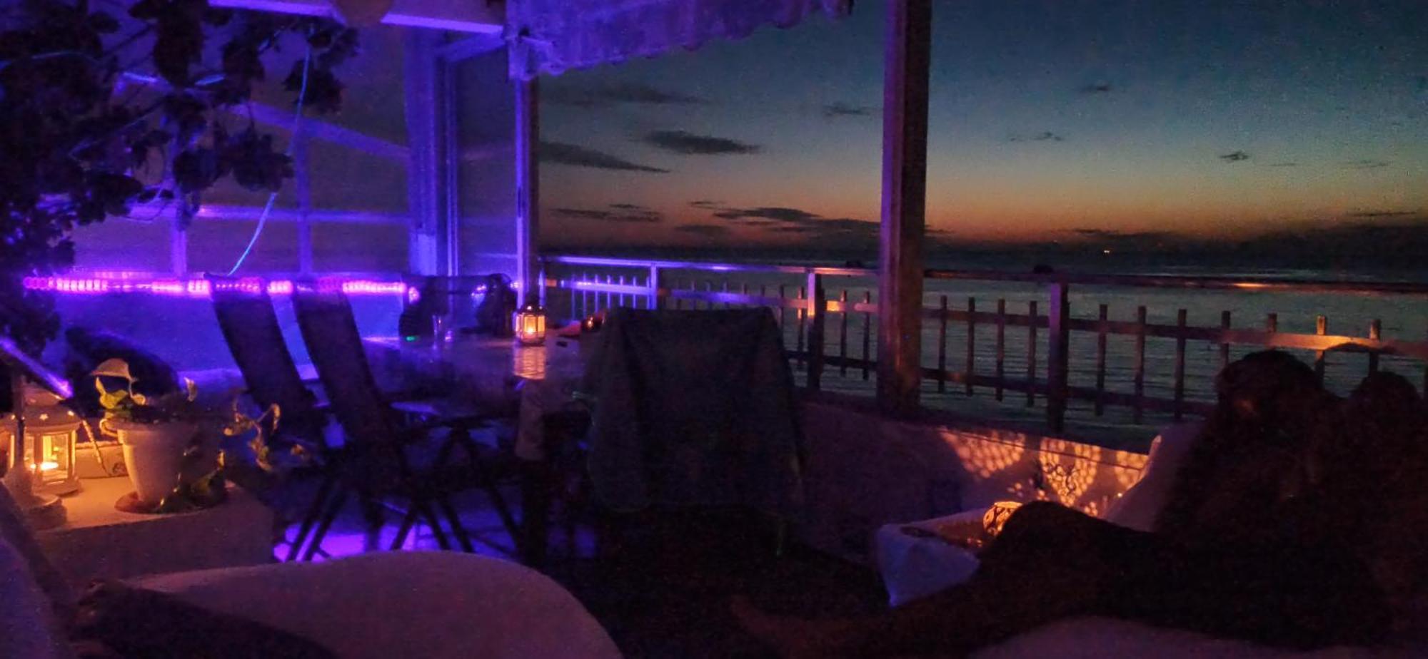 Blue Double Private Room At Front Beach - Habitacion Doble En La Playa บาเลนเซีย ภายนอก รูปภาพ